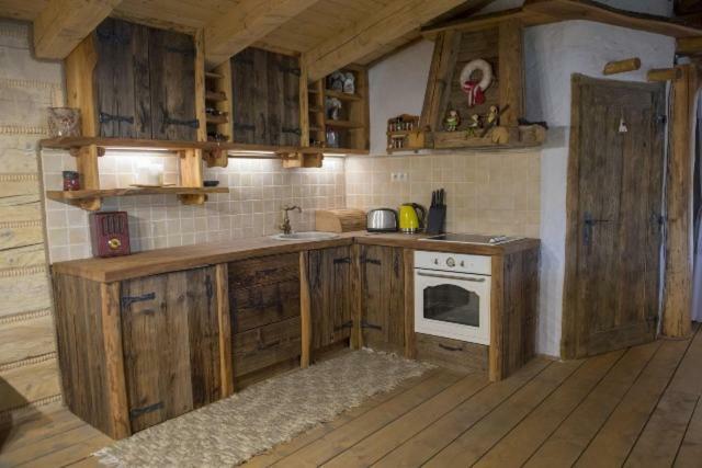 Apartamento Hobití dom Spissky Stiavnik Exterior foto